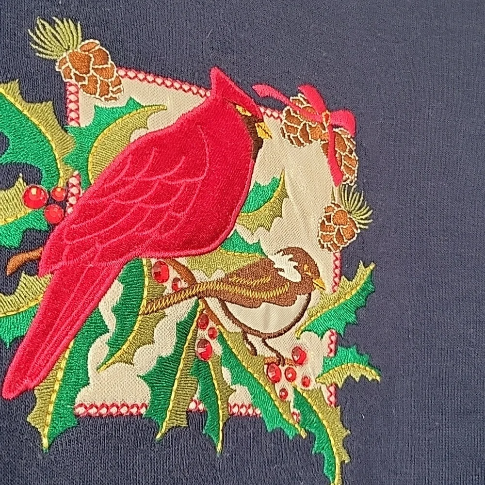 Cardinal Holly Top - Picture 3 of 5